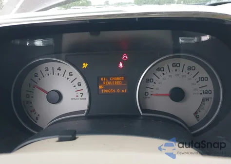 2006 Ford Explorer from USA, damaged, VIN 1FMEU64E16HUB0095